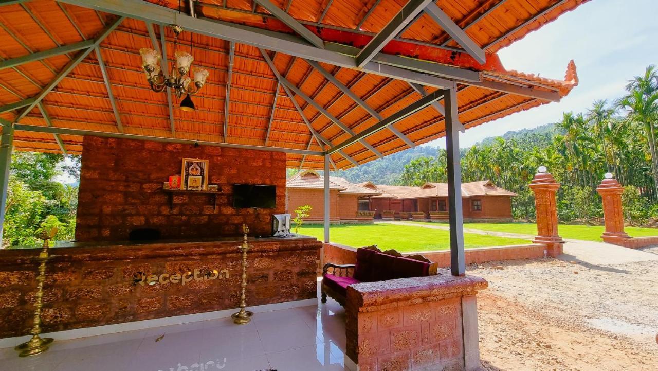 Parampara Resort By Malnadstays Kalasa Eksteriør bilde